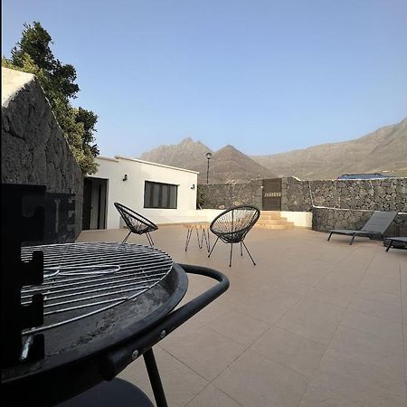 Bungalow Apartamento Sol Famara Exterior foto