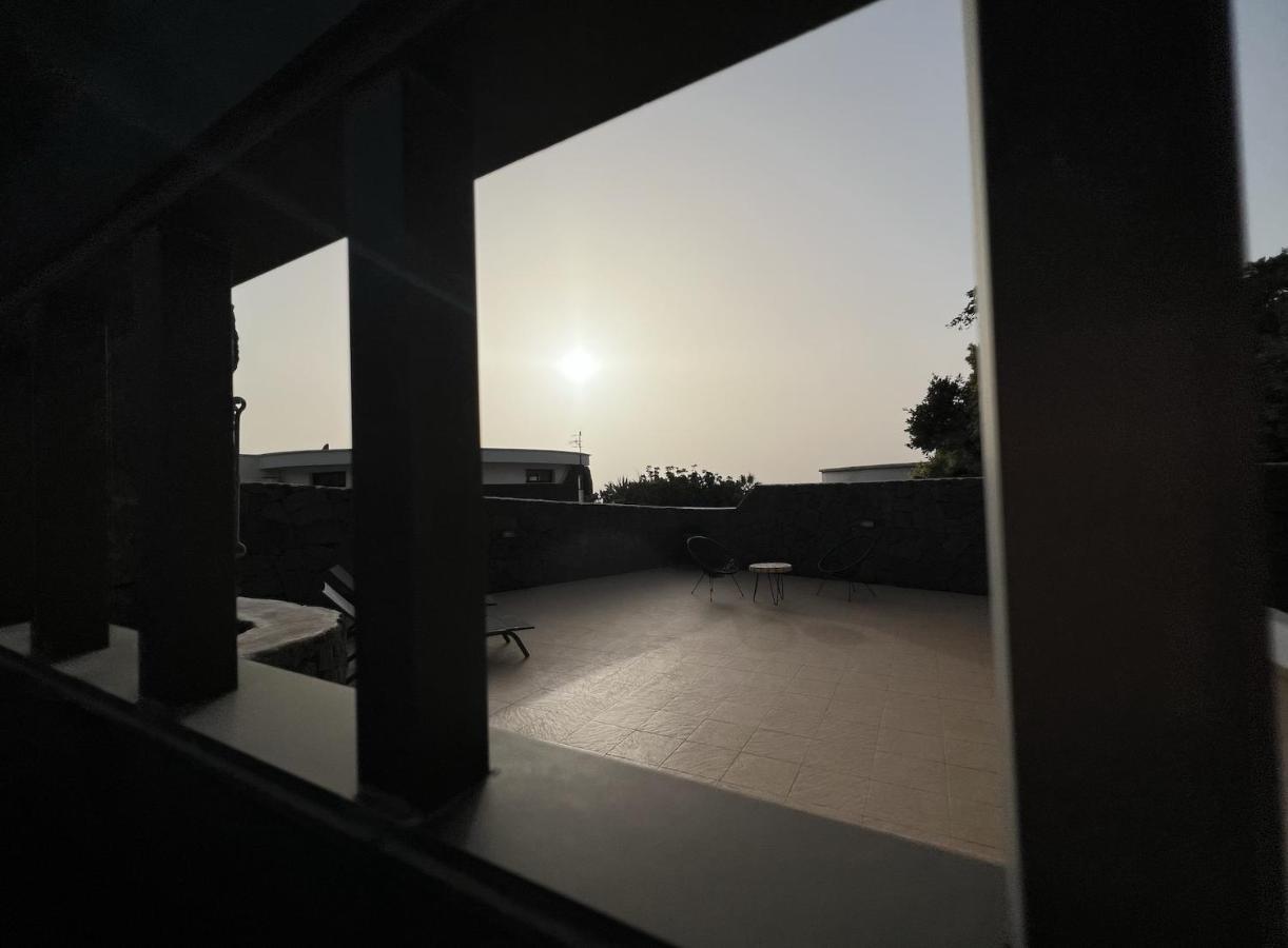 Bungalow Apartamento Sol Famara Exterior foto